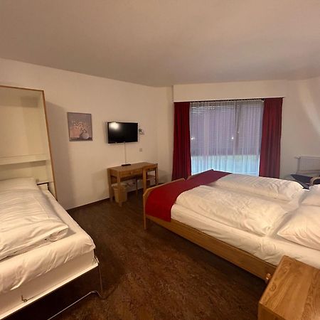 Hotel Edirol Vouvry ภายนอก รูปภาพ