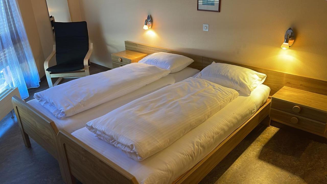 Hotel Edirol Vouvry ภายนอก รูปภาพ